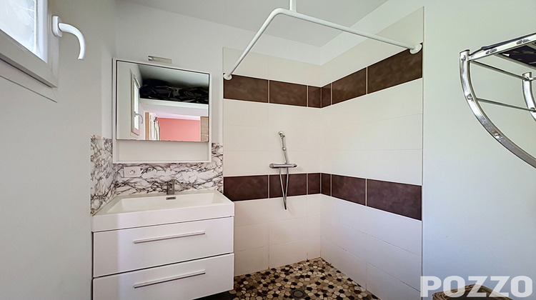 Ma-Cabane - Vente Maison BRICQUEVILLE-SUR-MER, 90 m²