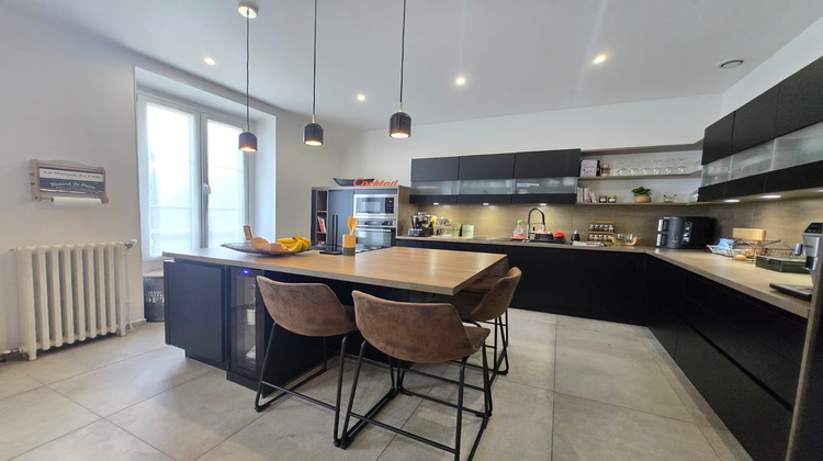 Ma-Cabane - Vente Maison Brie-Comte-Robert, 220 m²