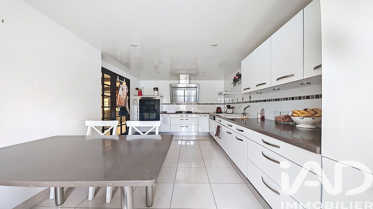 Ma-Cabane - Vente Maison Brie-Comte-Robert, 190 m²