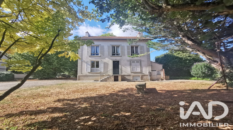Ma-Cabane - Vente Maison Brie-Comte-Robert, 244 m²