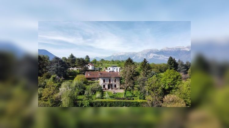 Ma-Cabane - Vente Maison Brié-et-Angonnes, 203 m²