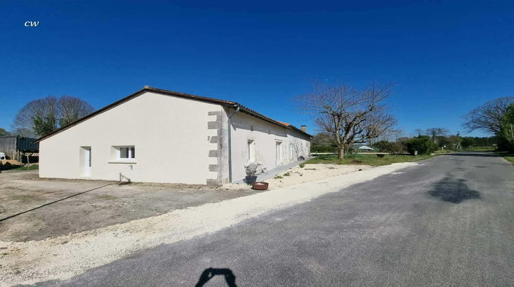 Ma-Cabane - Vente Maison Brie-sous-Chalais, 172 m²