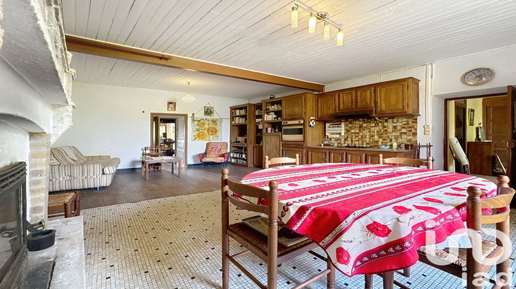 Ma-Cabane - Vente Maison Brie-sous-Chalais, 147 m²