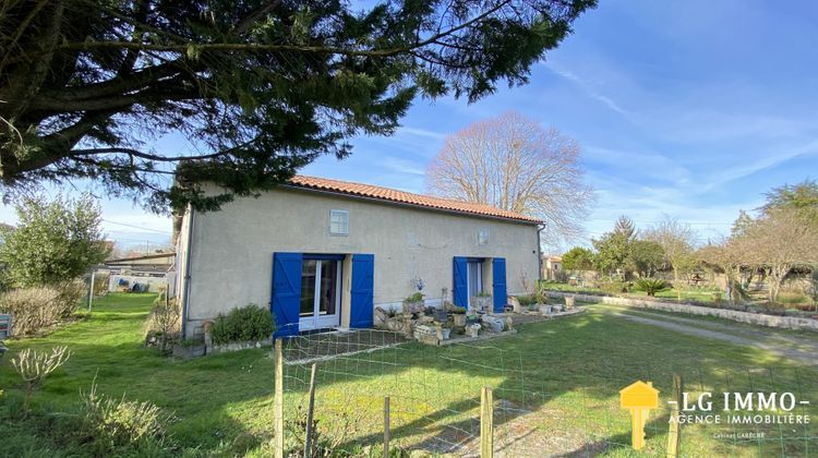 Ma-Cabane - Vente Maison Brie-sous-Mortagne, 190 m²