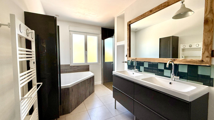 Ma-Cabane - Vente Maison BRIGNAIS, 191 m²