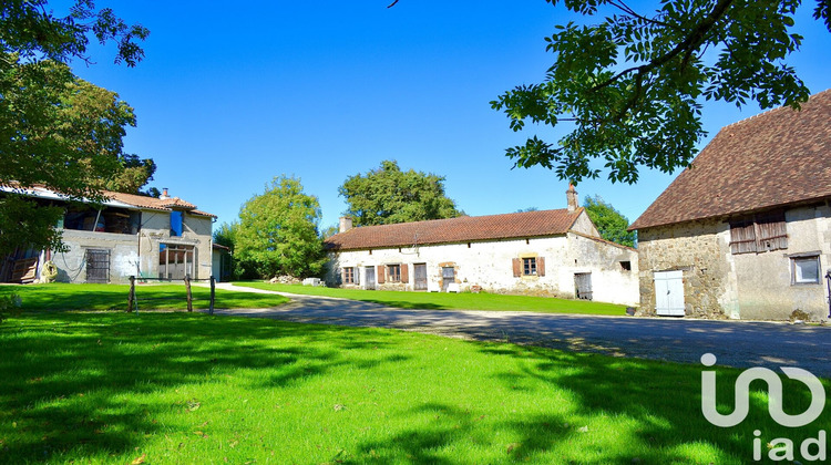 Ma-Cabane - Vente Maison Brigueil-le-Chantre, 77 m²