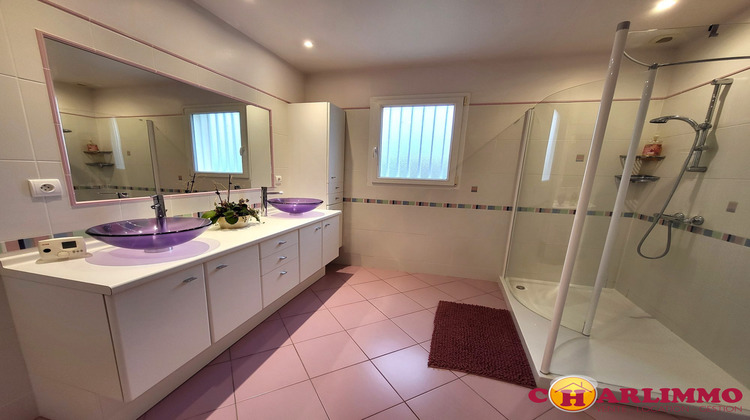 Ma-Cabane - Vente Maison Brigueuil, 208 m²