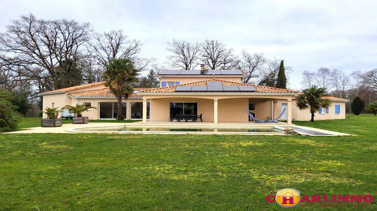 Ma-Cabane - Vente Maison Brigueuil, 208 m²