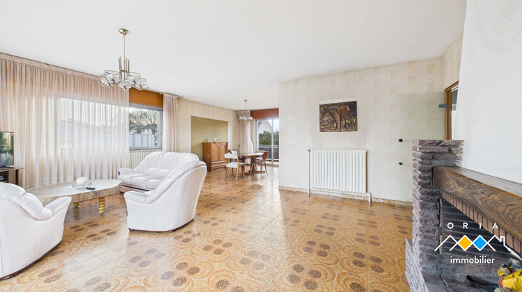 Ma-Cabane - Vente Maison BRIN-SUR-SEILLE, 320 m²