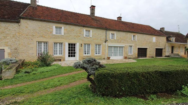 Ma-Cabane - Vente Maison Brinon-sur-Beuvron, 200 m²