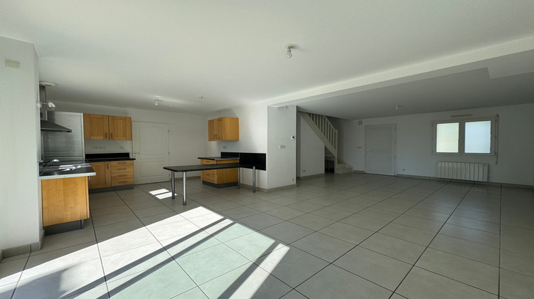 Ma-Cabane - Vente Maison BRIOLLAY, 106 m²