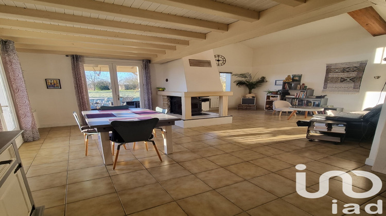Ma-Cabane - Vente Maison Brioux-sur-Boutonne, 130 m²