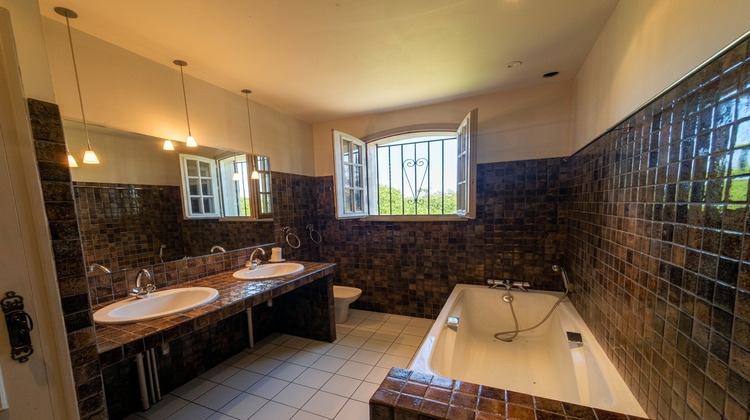 Ma-Cabane - Vente Maison BRIVE-LA-GAILLARDE, 162 m²