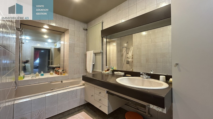 Ma-Cabane - Vente Maison BRIVES-CHARENSAC, 255 m²