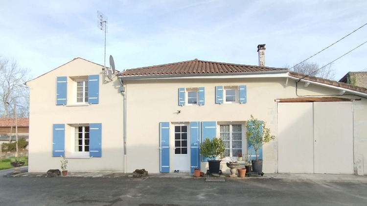 Ma-Cabane - Vente Maison BRIVES-SUR-CHARENTE, 181 m²