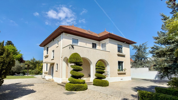 Ma-Cabane - Vente Maison BRON, 241 m²