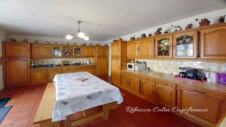 Ma-Cabane - Vente Maison BROUCHAUD, 200 m²