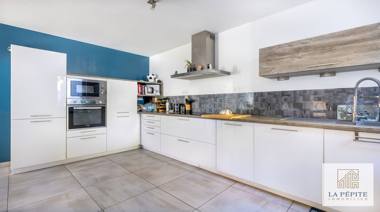 Ma-Cabane - Vente Maison Bruille-Saint-Amand, 195 m²