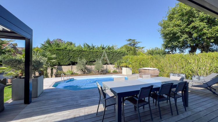 Ma-Cabane - Vente Maison BRUNOY, 220 m²