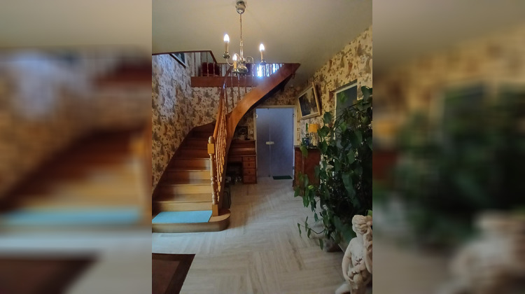 Ma-Cabane - Vente Maison Bruyeres-Et-Montberault, 145 m²