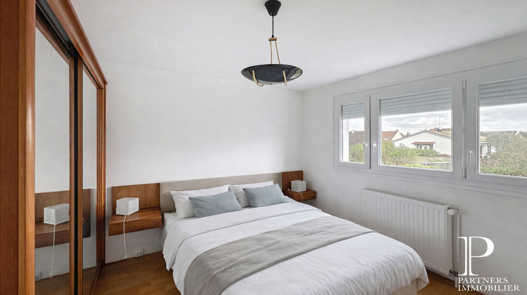 Ma-Cabane - Vente Maison BRY-SUR-MARNE, 123 m²