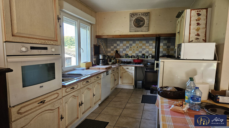 Ma-Cabane - Vente Maison Bugeat, 156 m²