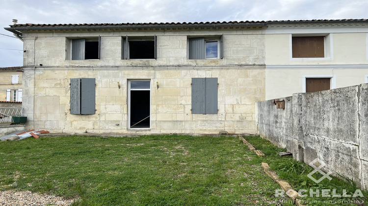 Ma-Cabane - Vente Maison Burie, 212 m²