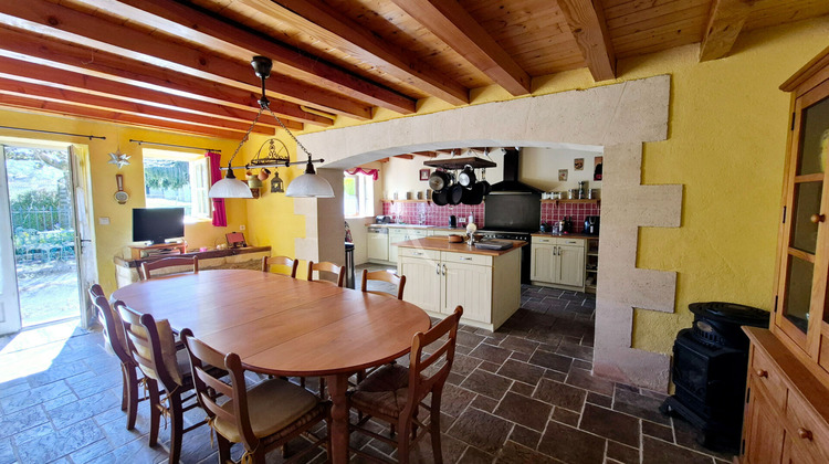 Ma-Cabane - Vente Maison BURIE, 285 m²