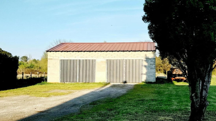 Ma-Cabane - Vente Maison BUSSAC FORET, 307 m²