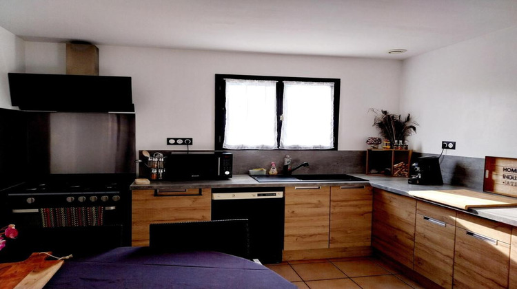 Ma-Cabane - Vente Maison BUSSAC FORET, 307 m²