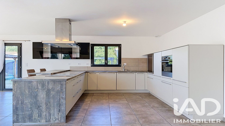 Ma-Cabane - Vente Maison Bussac-Forêt, 106 m²