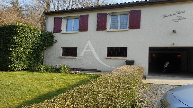 Ma-Cabane - Vente Maison BUSSAC-SUR-CHARENTE, 93 m²