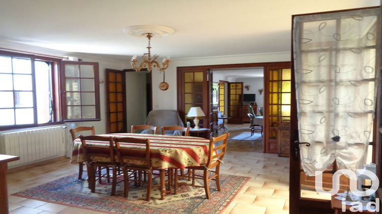 Ma-Cabane - Vente Maison Bussac-sur-Charente, 200 m²