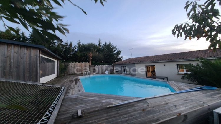 Ma-Cabane - Vente Maison BUSSAC SUR CHARENTE, 130 m²