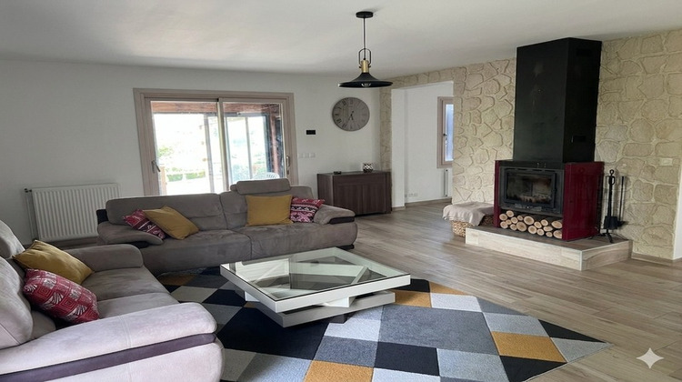 Ma-Cabane - Vente Maison BUSSAC SUR CHARENTE, 140 m²