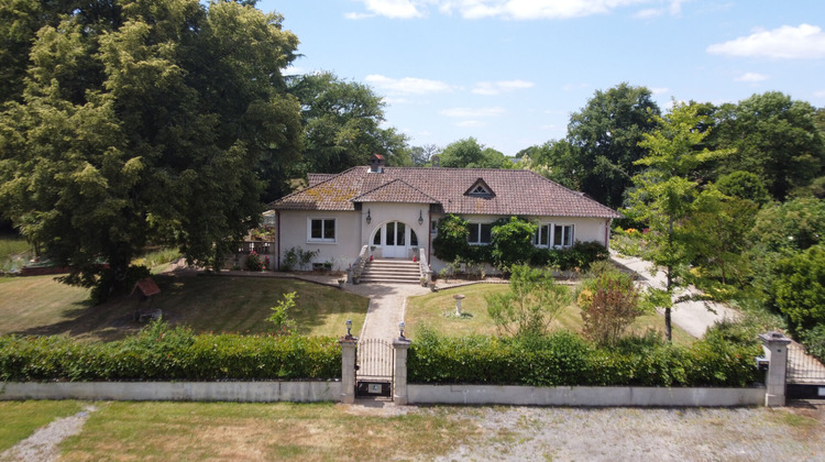 Ma-Cabane - Vente Maison BUSSIERE-POITEVINE, 165 m²