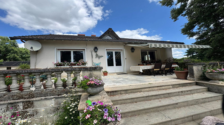 Ma-Cabane - Vente Maison BUSSIERE-POITEVINE, 165 m²