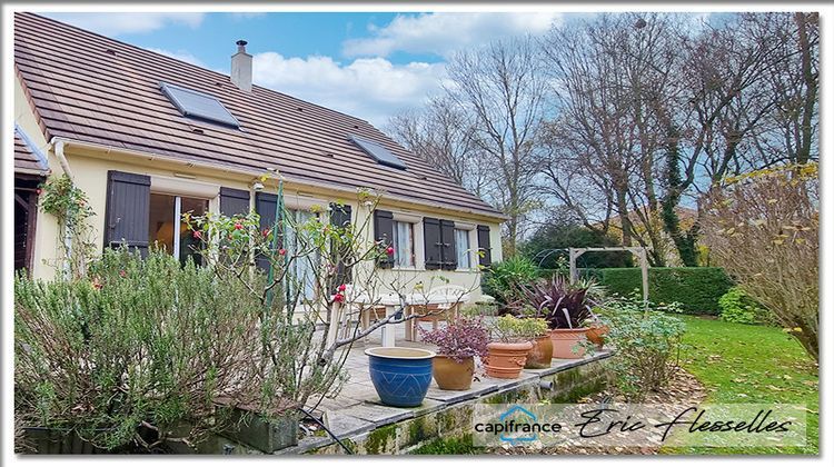 Ma-Cabane - Vente Maison BUSSY SAINT GEORGES, 180 m²