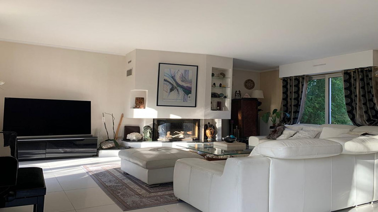 Ma-Cabane - Vente Maison BUSSY SAINT GEORGES, 202 m²