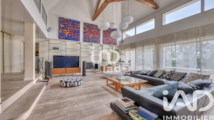 Ma-Cabane - Vente Maison Bussy-Saint-Georges, 275 m²