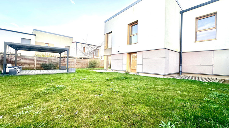 Ma-Cabane - Vente Maison BUSSY-SAINT-GEORGES, 94 m²