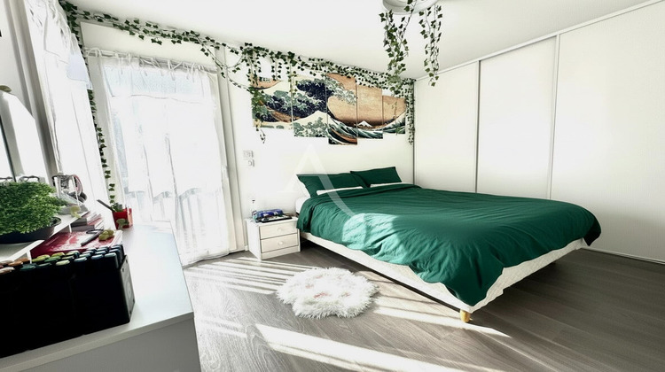 Ma-Cabane - Vente Maison BUSSY-SAINT-GEORGES, 103 m²