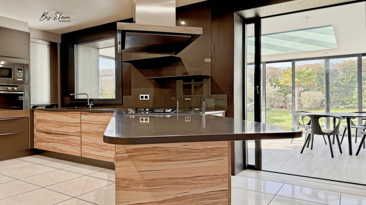 Ma-Cabane - Vente Maison BUSSY SAINT GEORGES, 190 m²