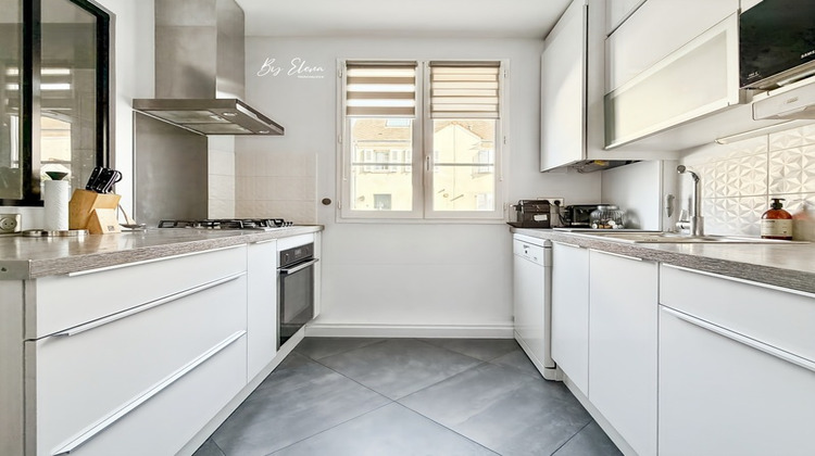 Ma-Cabane - Vente Maison BUSSY SAINT GEORGES, 120 m²