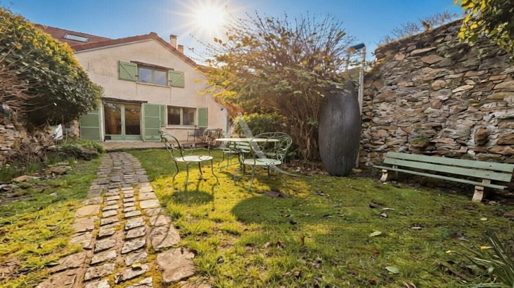 Ma-Cabane - Vente Maison BUSSY-SAINT-GEORGES, 130 m²