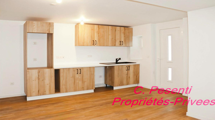 Ma-Cabane - Vente Maison BUSSY SAINT GEORGES, 106 m²