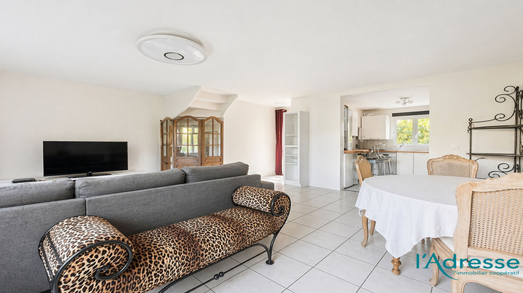 Ma-Cabane - Vente Maison BUSSY-SAINT-GEORGES, 118 m²