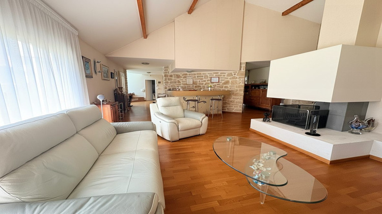 Ma-Cabane - Vente Maison Bussy-Saint-Georges, 194 m²