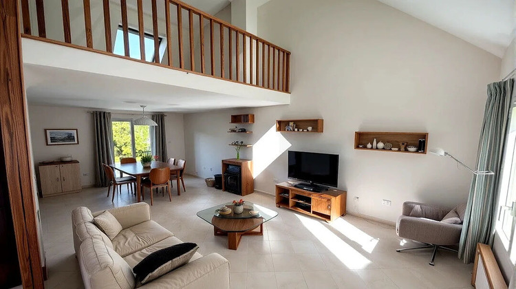 Ma-Cabane - Vente Maison BUSSY-SAINT-MARTIN, 163 m²