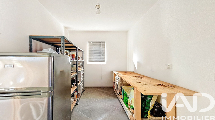 Ma-Cabane - Vente Maison Cabrières-d'Avignon, 199 m²